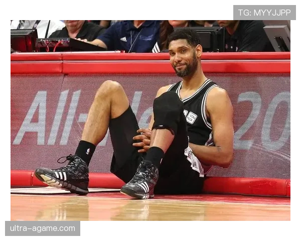 蒂姆·邓肯内线低位单打效率超乔治打造马刺冠军核心