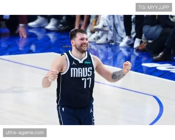 东契奇挡拆制造错位提升效率 拉开与欧文得分差距