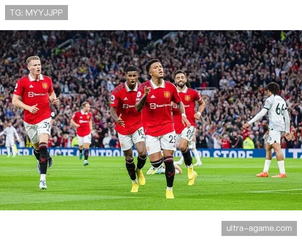 曼联重建方向混乱，球队稳定性面临考验